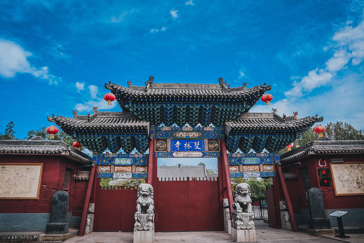 西安至平遙古城高鐵一日遊：當地中英雙語導遊全程護航，深度解鎖平遙古城必玩亮點-城牆-明清古街，沉浸式探秘逾千年雙林寺藝術殿堂