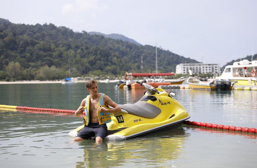 Jet Ski Fun Ride with Banana Boat Ride or Kayaking at Paradise 101