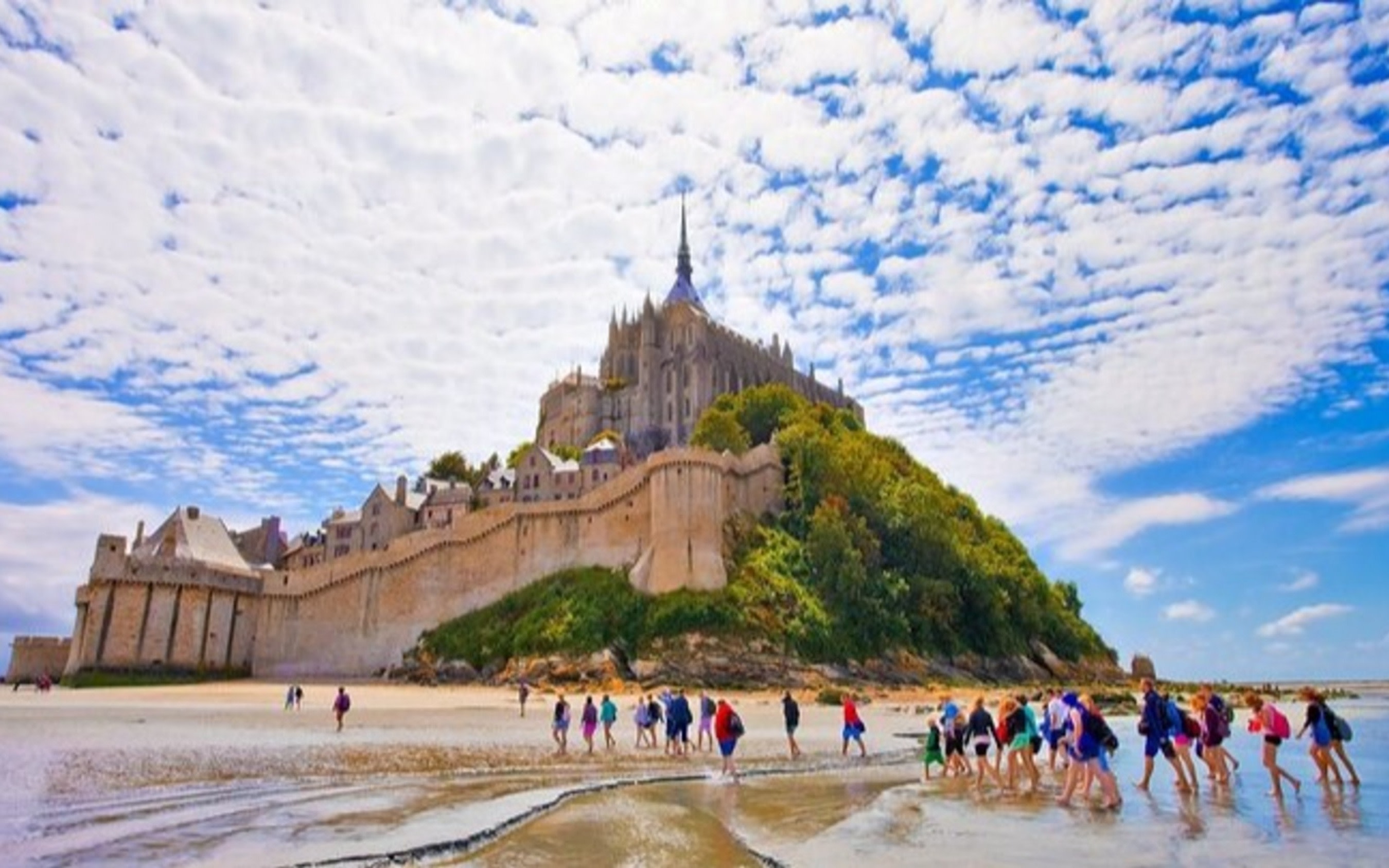Mont Saint-Michel One-Day Tour from Paris