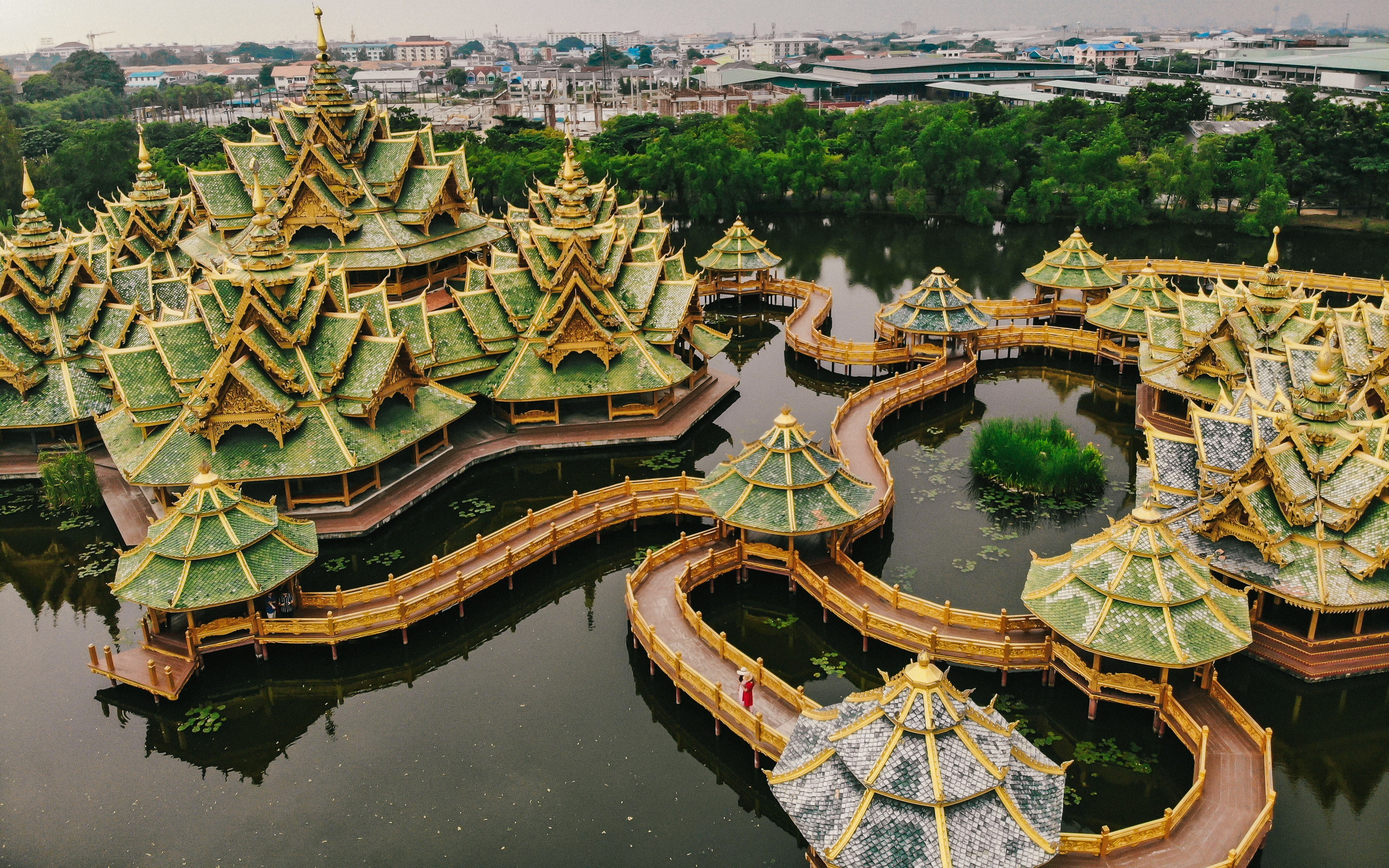 Ancient City & Sailom Bang Pu Half-Day Photography Tour