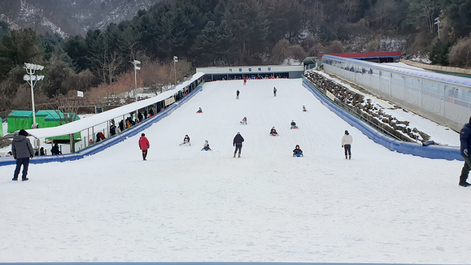 Eobi冰谷 / 羊駝 / 鐵路自行車 / 草莓採摘 / 雪橇一日遊