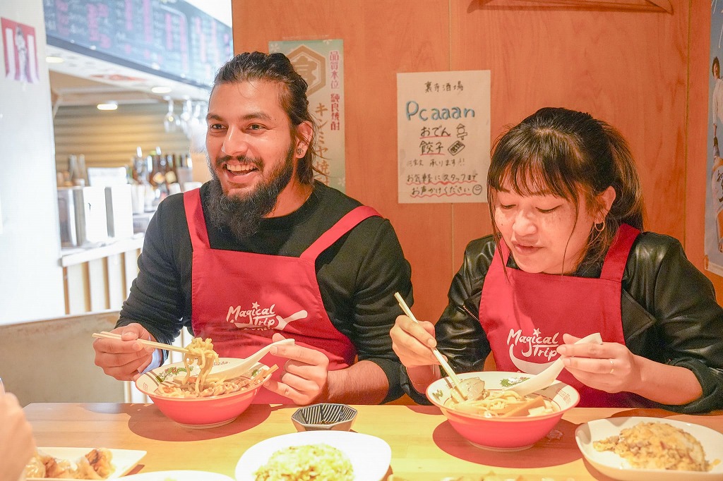 與專業廚師一起學習製作京都拉麵和煎餃