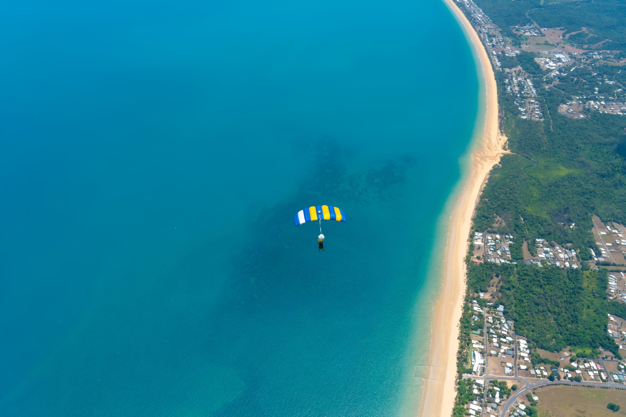 使命海灘高空跳傘體驗