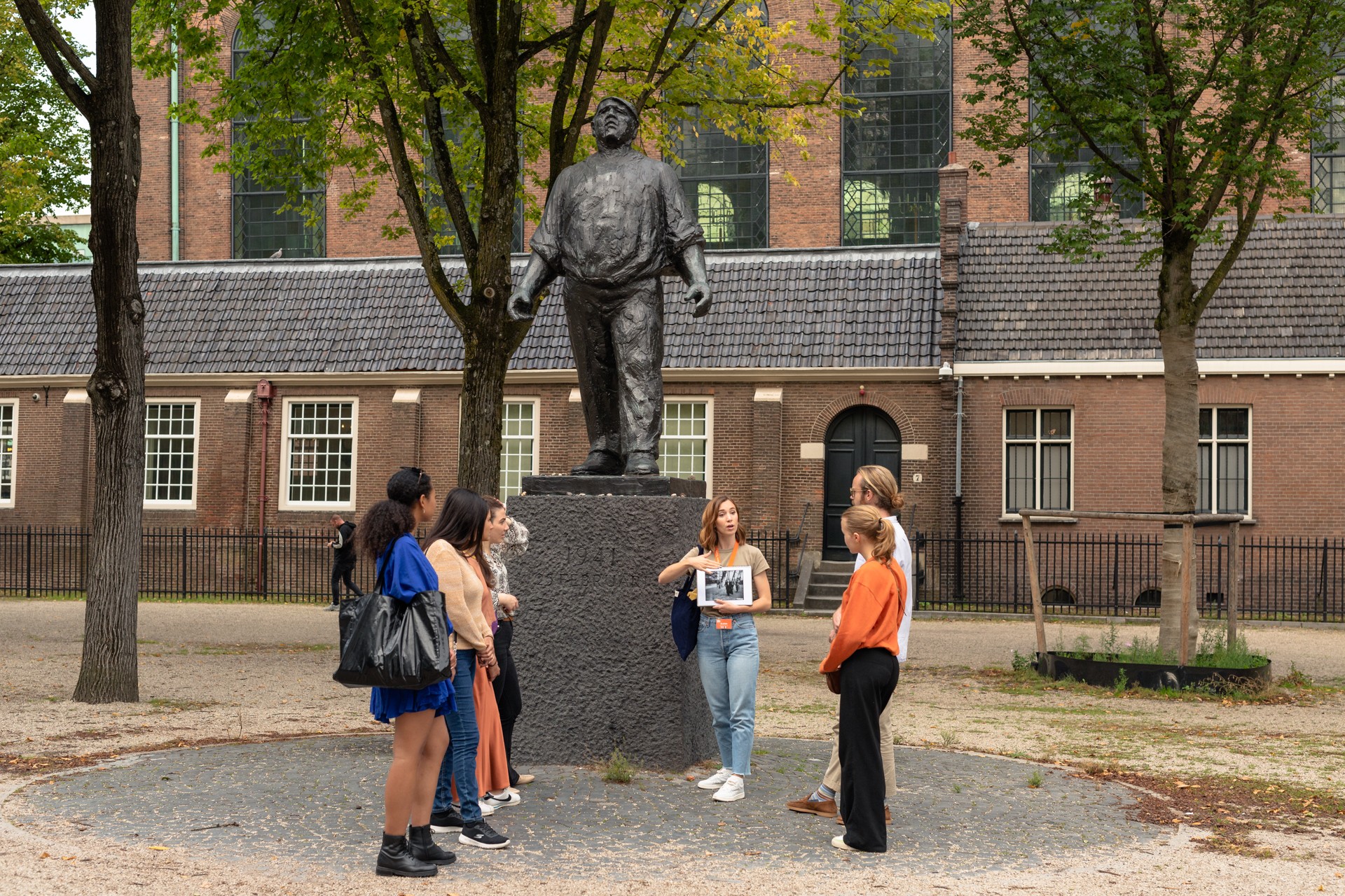 Anne Frank Walking Tour in Amsterdam