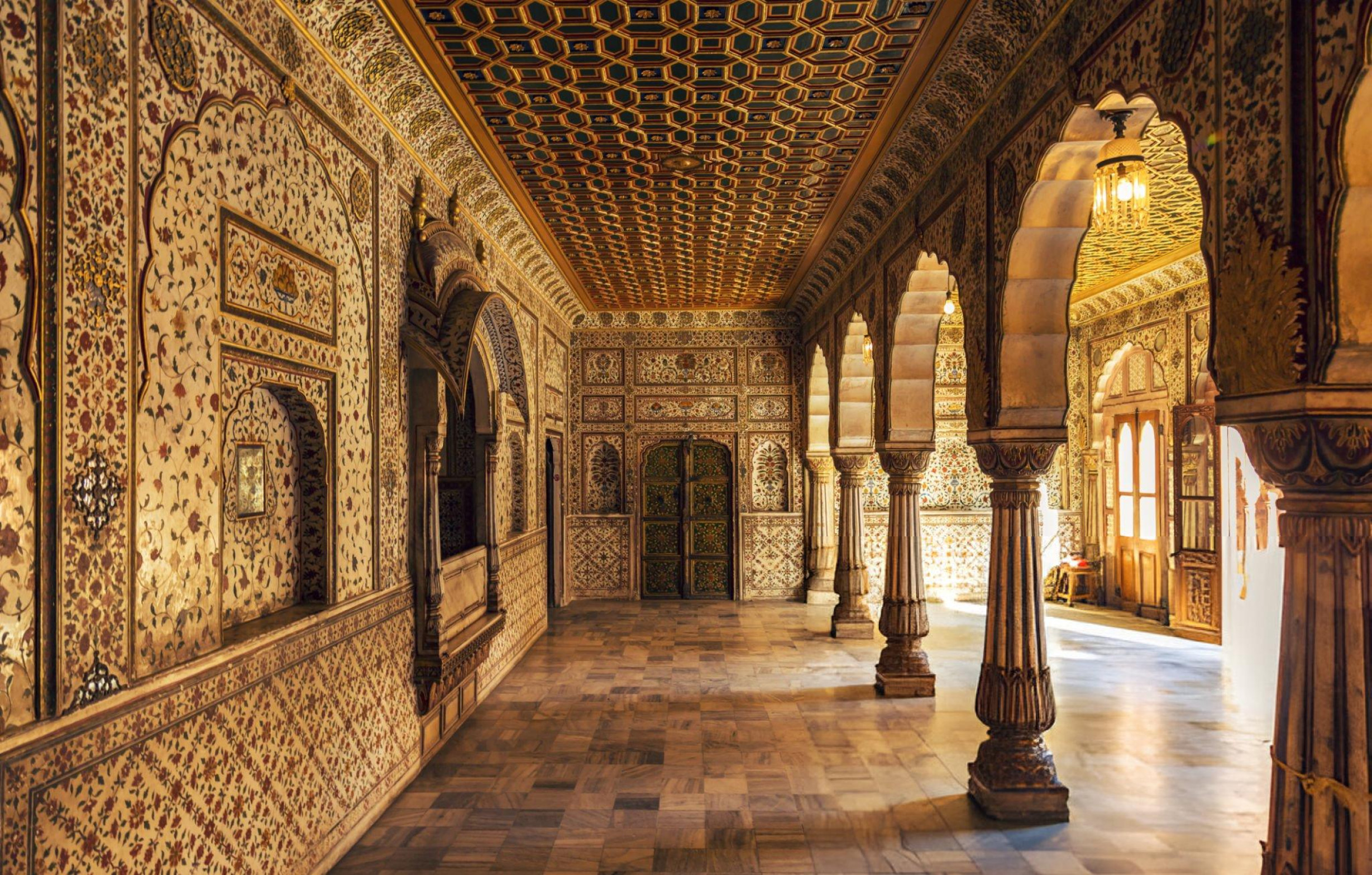 Royal Bikaner: Guided Half-Day City Sightseeing in Private Car