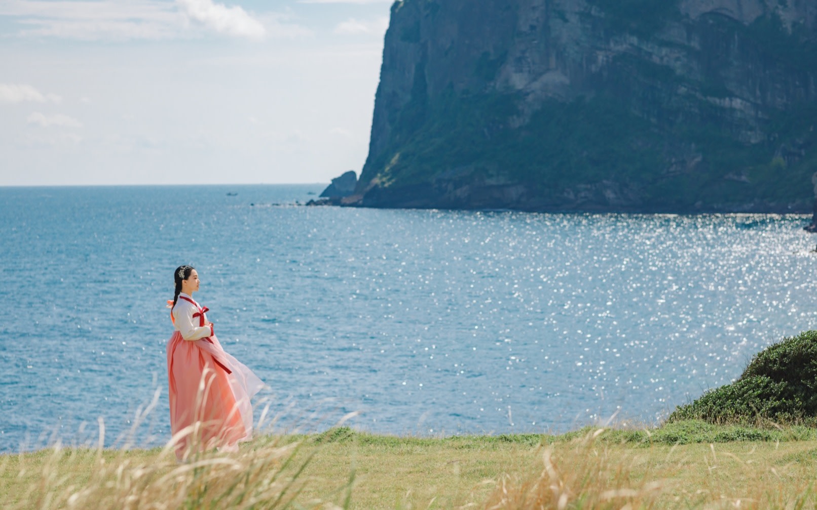 Traditional Hanbok Outdoor Photoshoot Experience in Jeju Island