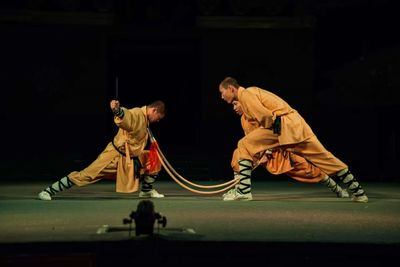 少林武術是少林寺的另一大特色,有 “天下功夫出少林” 的美譽 少林武術是少林寺的另一大特色,有 “天下功夫出少林” 的美譽