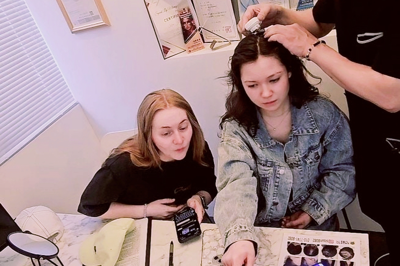 最新 AI 頭皮檢測儀能精準分析頭皮狀況與落髮進程，此為免費服務。