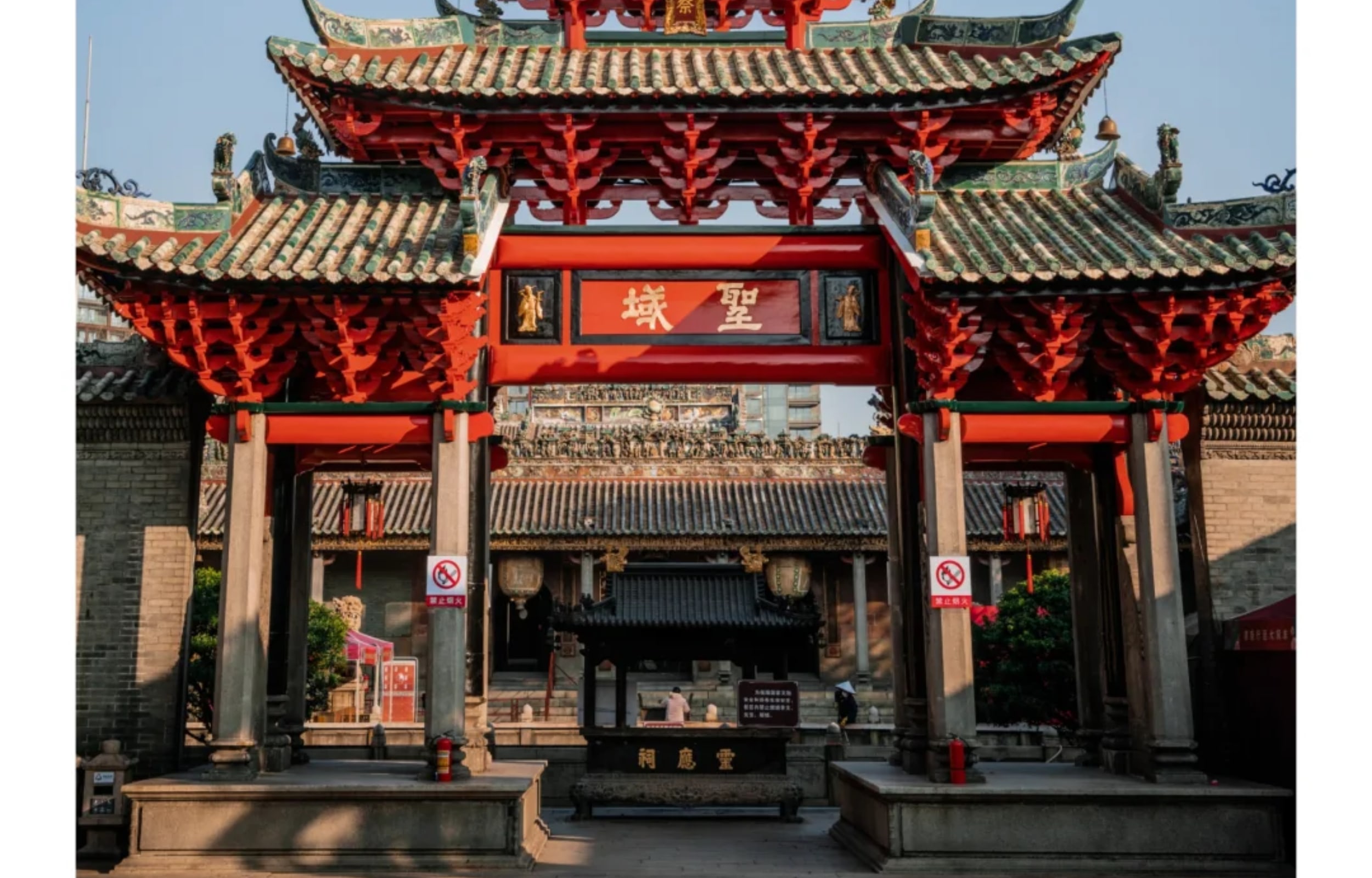 Guangzhou/Shenzhen round trip Foshan Ancestral Temple Guangdong Eternal Love one-day tour