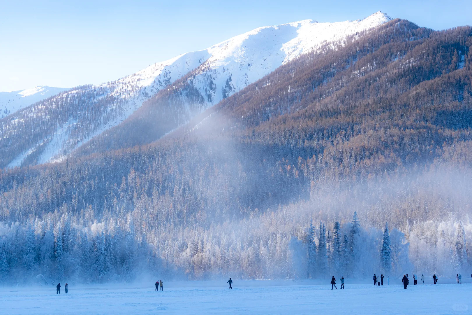 Xinjiang Northern Xinjiang Snow Realm ｜ Altay Ice and Snow Loop 9-Day Tour (Altay + Kanas + Hemu + Sayram Lake)