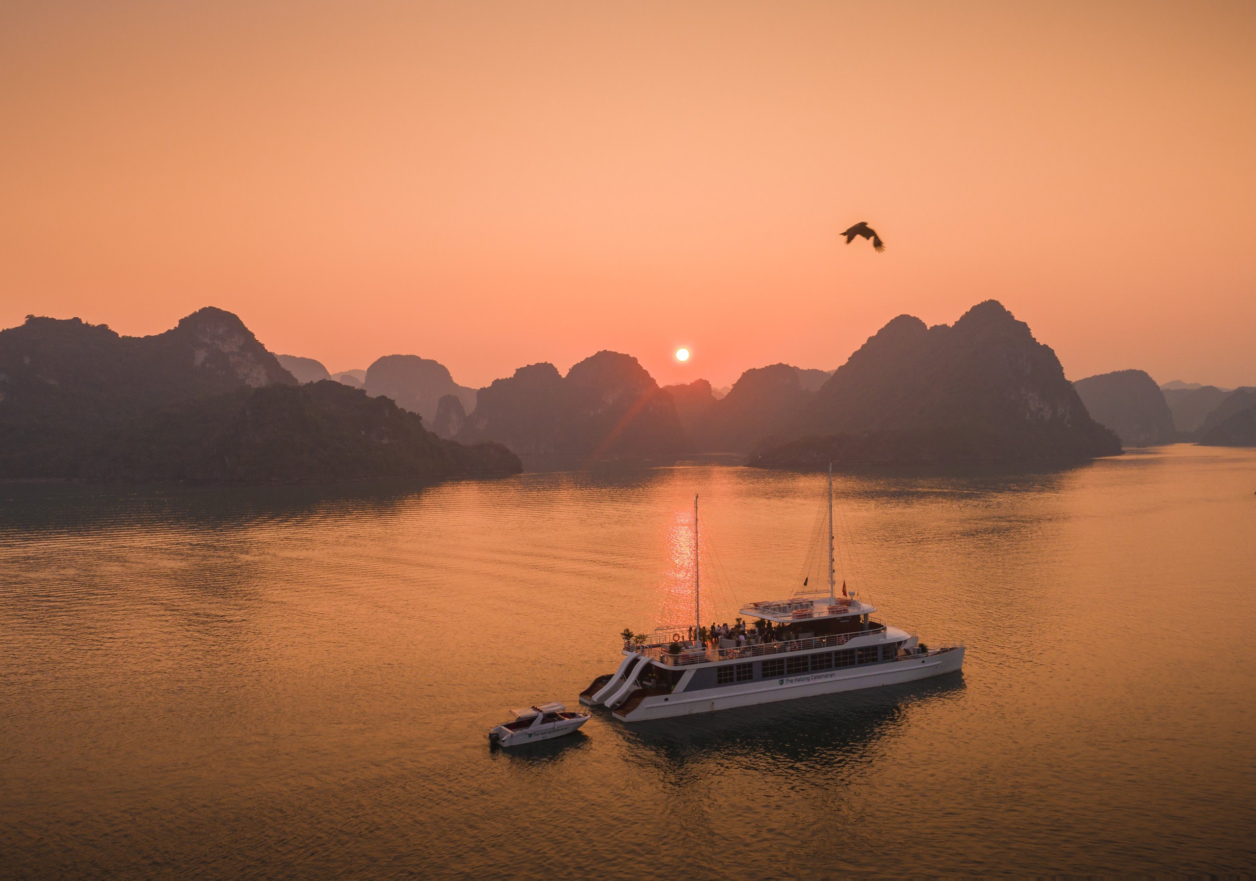 Cat Ba Catamaran Day Cruise: Lan Ha Bay & Viet Hai Village
