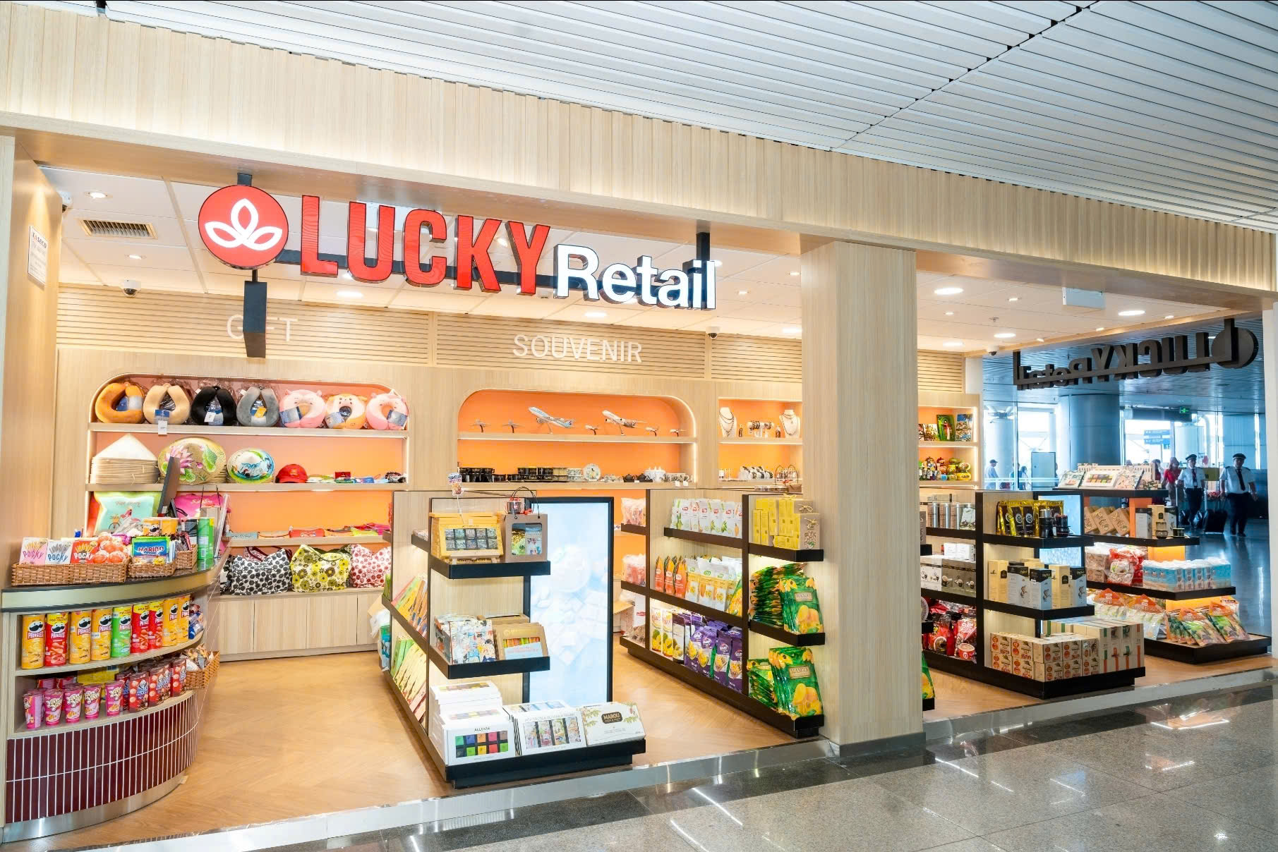 Meeting point Lucky Retail Souvenir shop