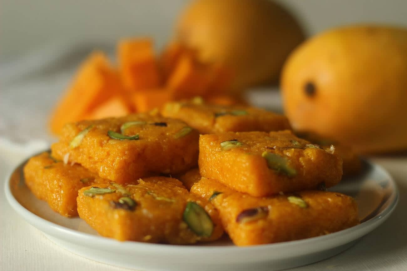 Mathura Street Food Stories: Guided tour with a local Guide