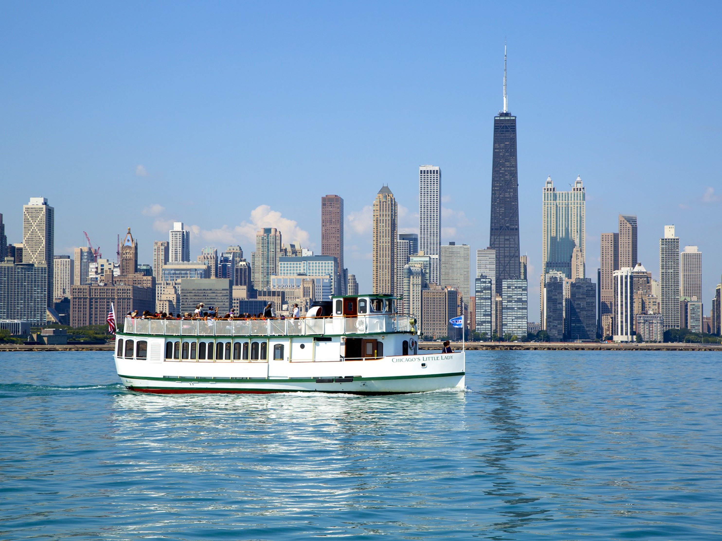 First Lady Sightseeing River and Lake Cruise in Chicago