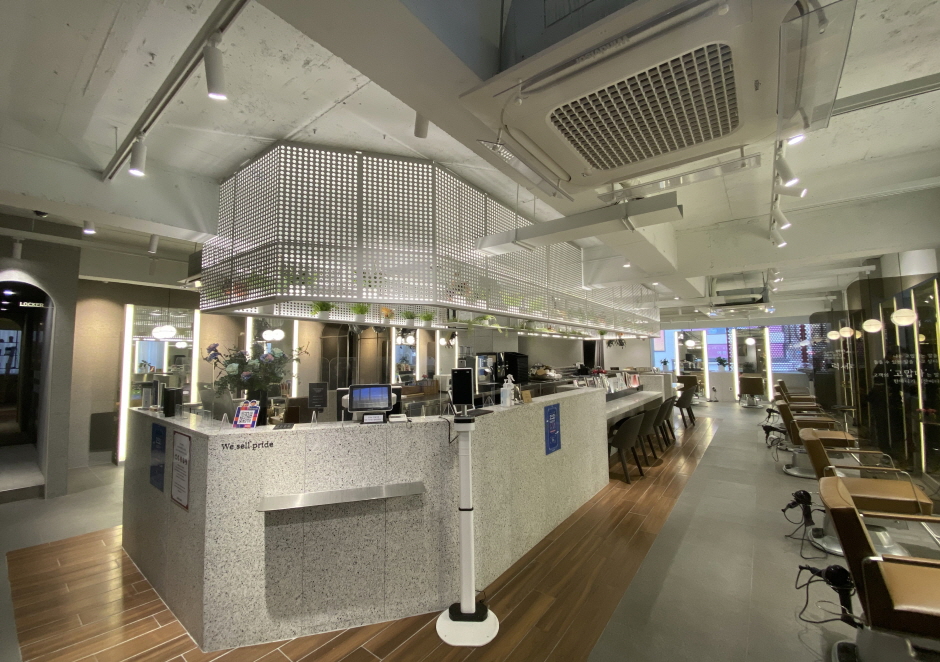 首爾 JUNO HAIR狎鷗亭羅德奧店 (Seoul JUNO HAIR Garosu-gil Branch)