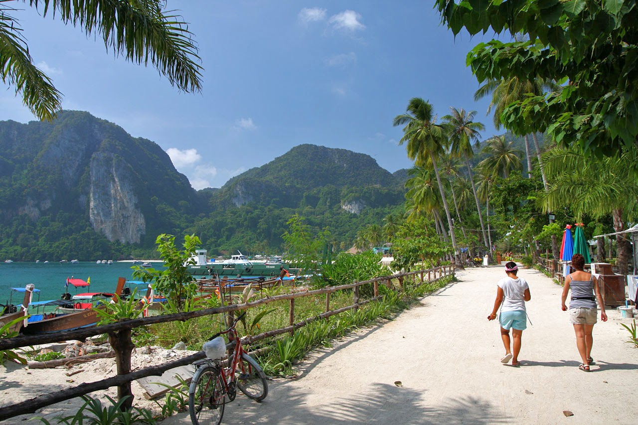 蘭達島 (Koh Lanta) 出發，前往翡翠島 (Koh Mai Pai) 等島嶼的精彩小島探險之旅