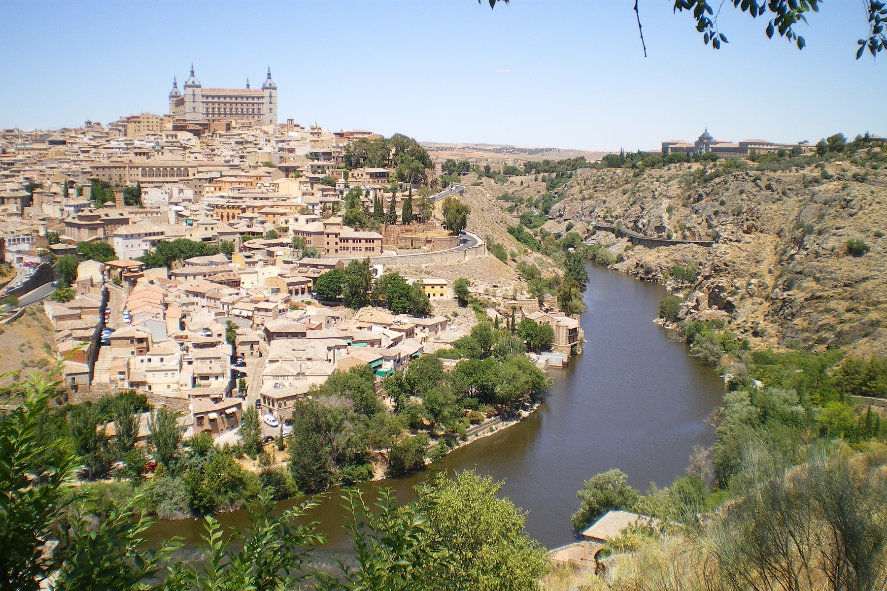 Toledo Guided Bus Tour from Madrid with Optional Tapas and Lunch