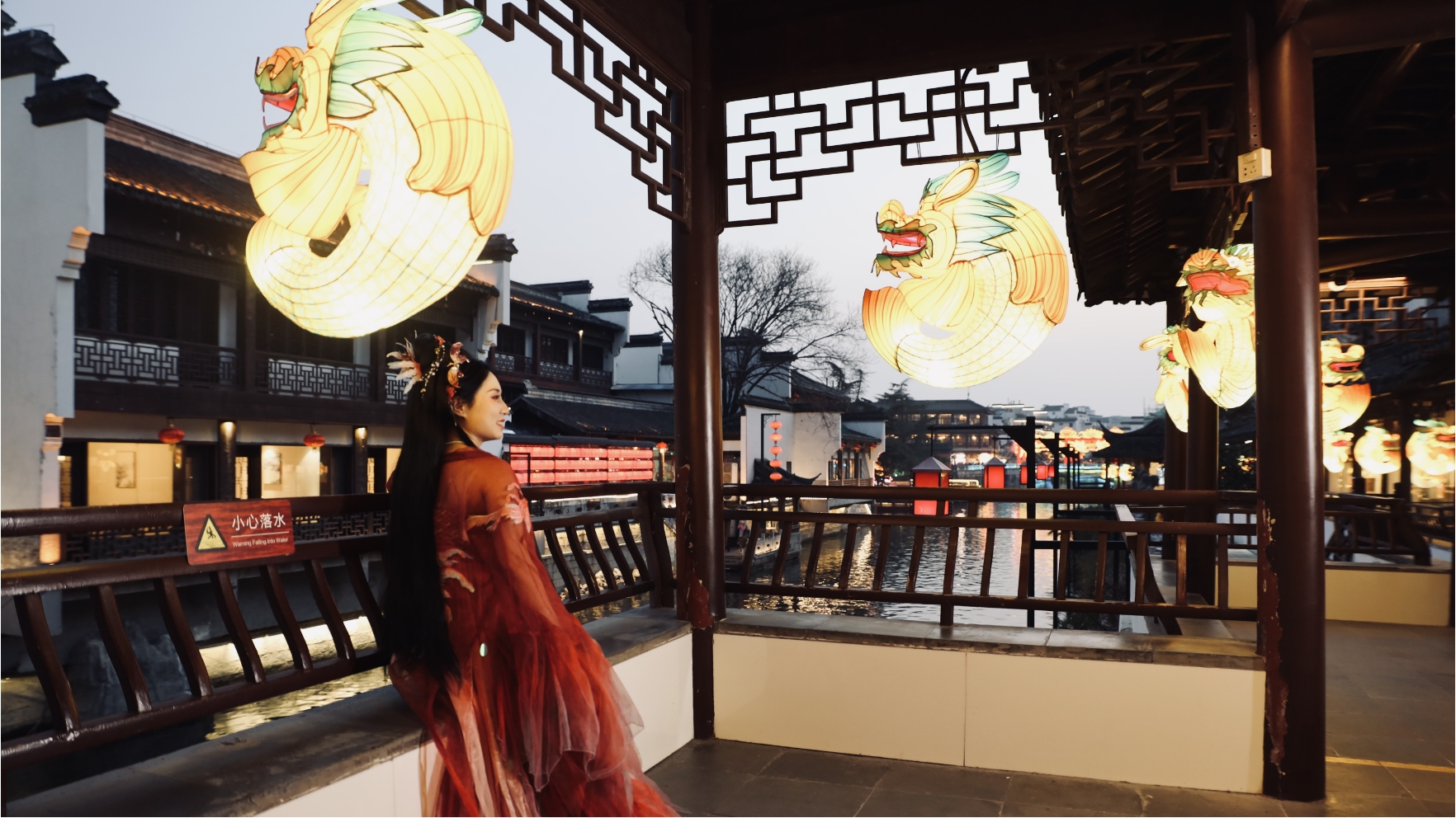 【初見南京】南京1日純玩體驗（總統府+大報恩寺+外秦淮河遊船+牛首山佛頂宮+夫子廟）