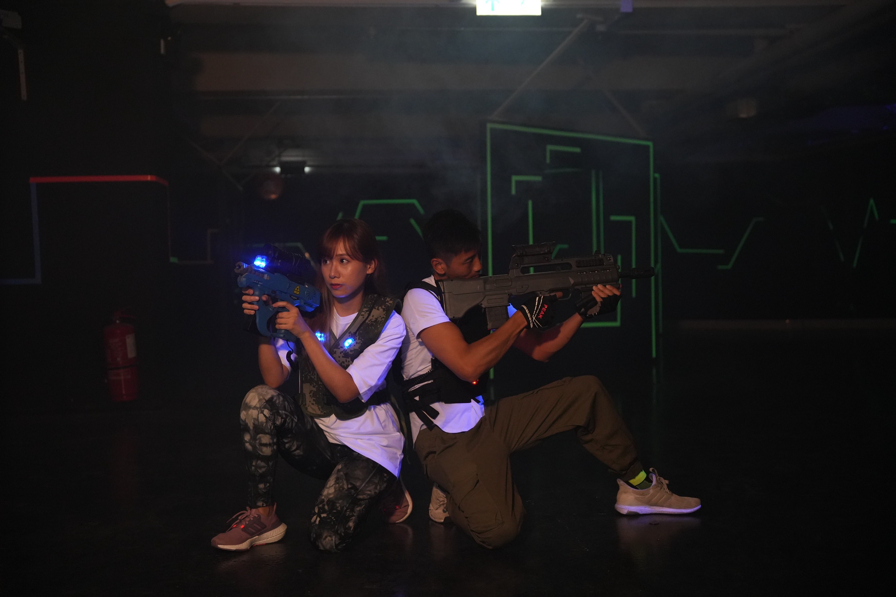 Indoor Painless Laser Tag Experience (Lai Chi Kok D2 store） 