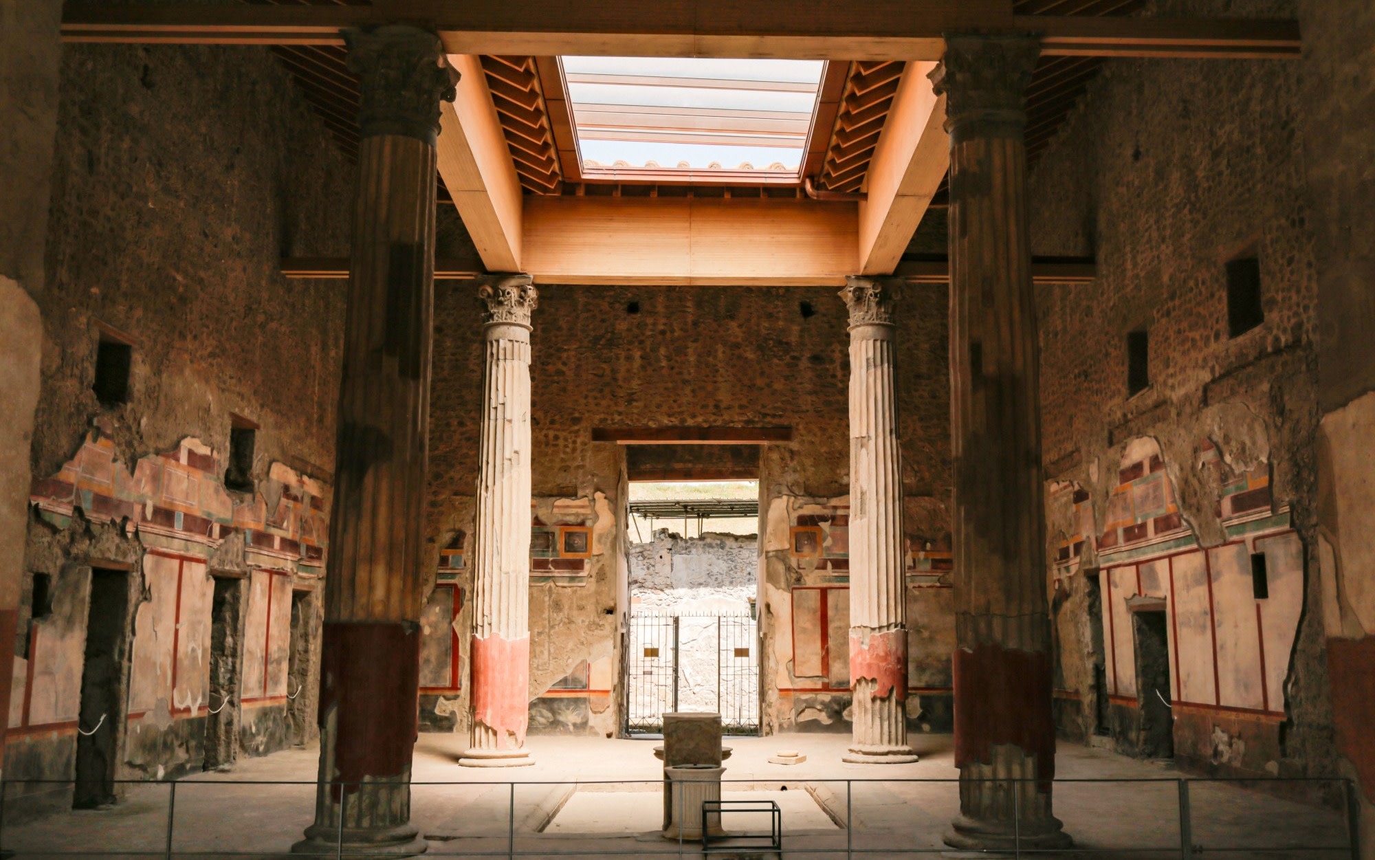 Tour of Pompeii: Guided Walk with Priority Access