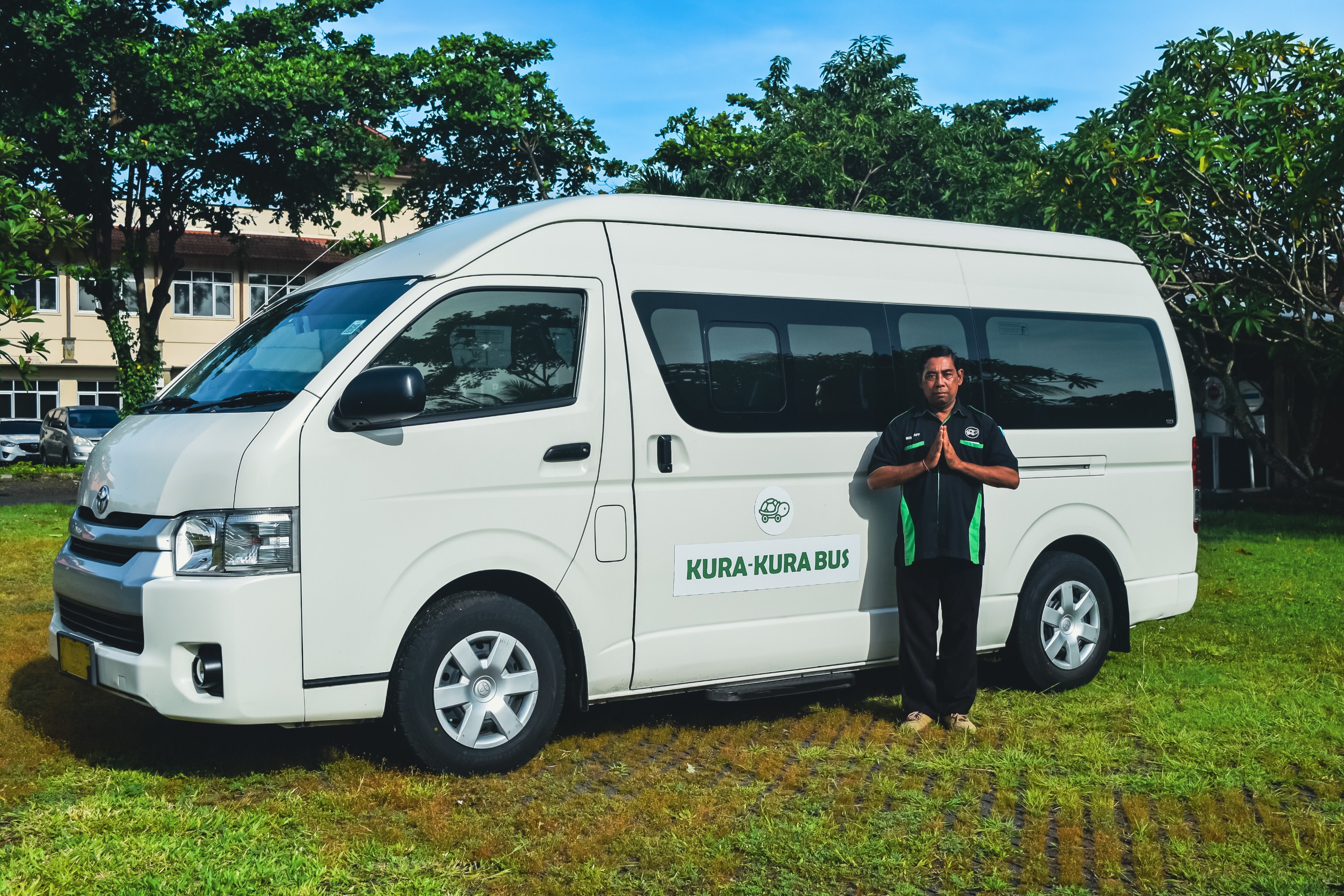 Kura Kura Bus Public Transfer between Kuta and Ubud