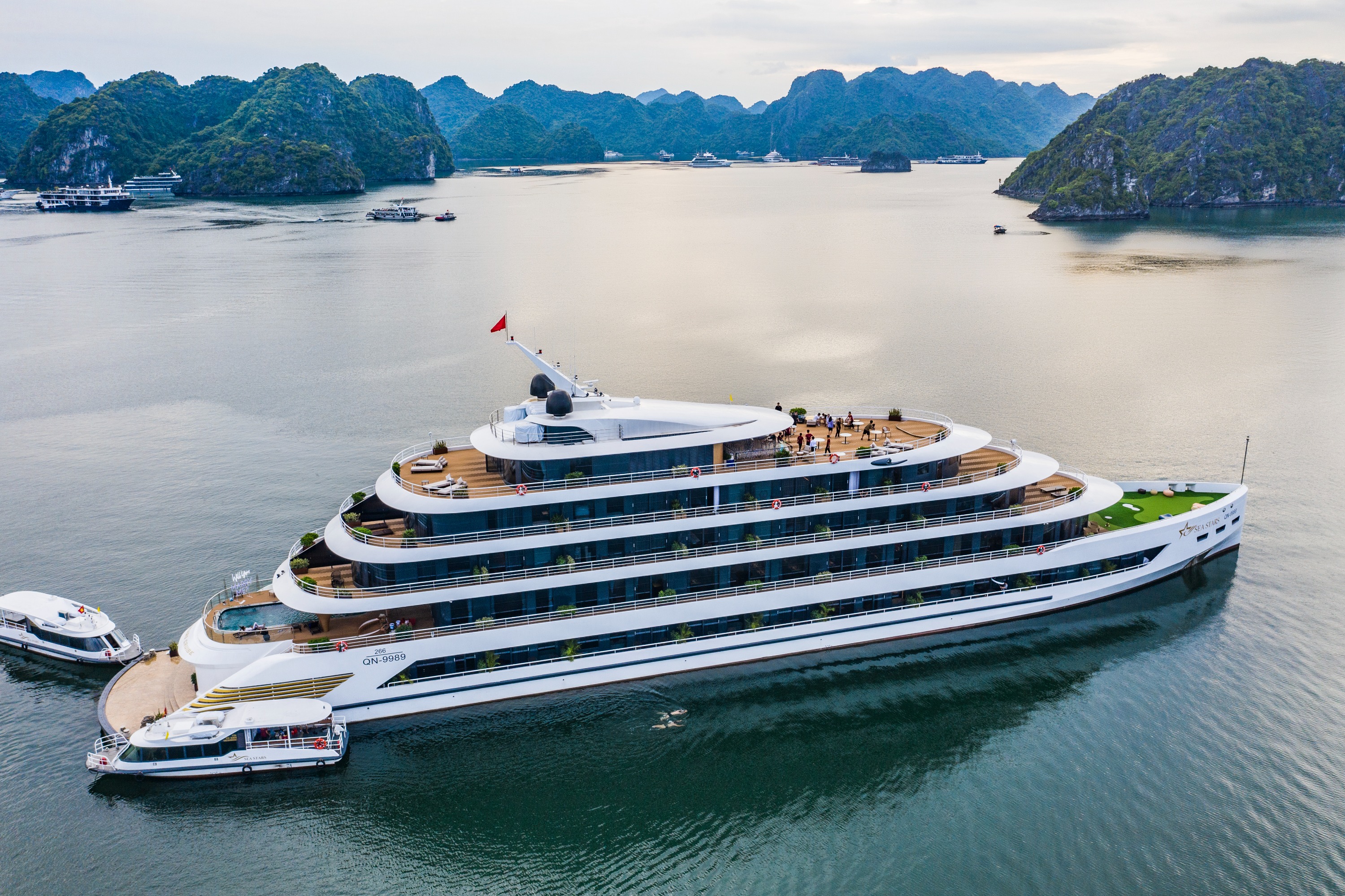 [Route 2] 2D1N Halong Bay by 5-Star Luxury Sea Stars Cruise