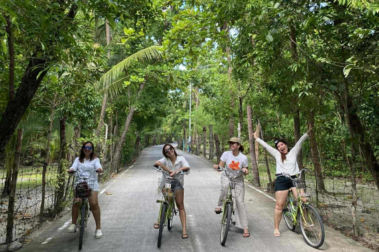 Olango Island Tour in Cebu
