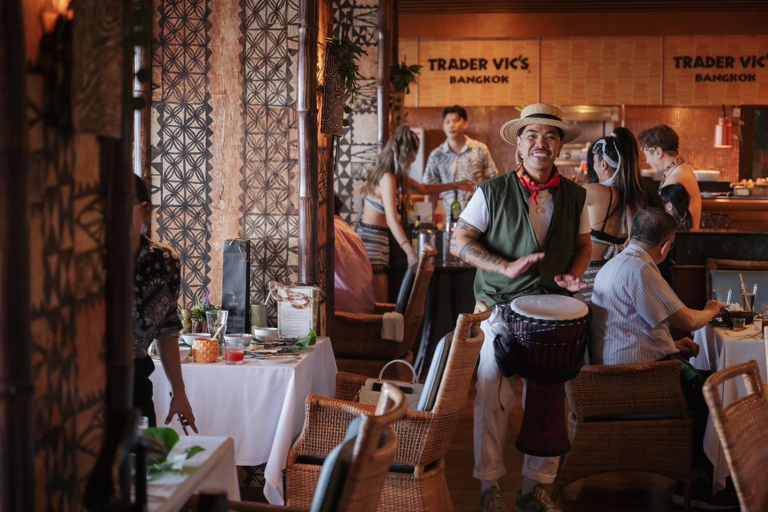 曼谷安納塔拉河畔度假村 Trader Vic's 餐廳 (Trader Vic's at Anantara Riverside Bangkok Resort)