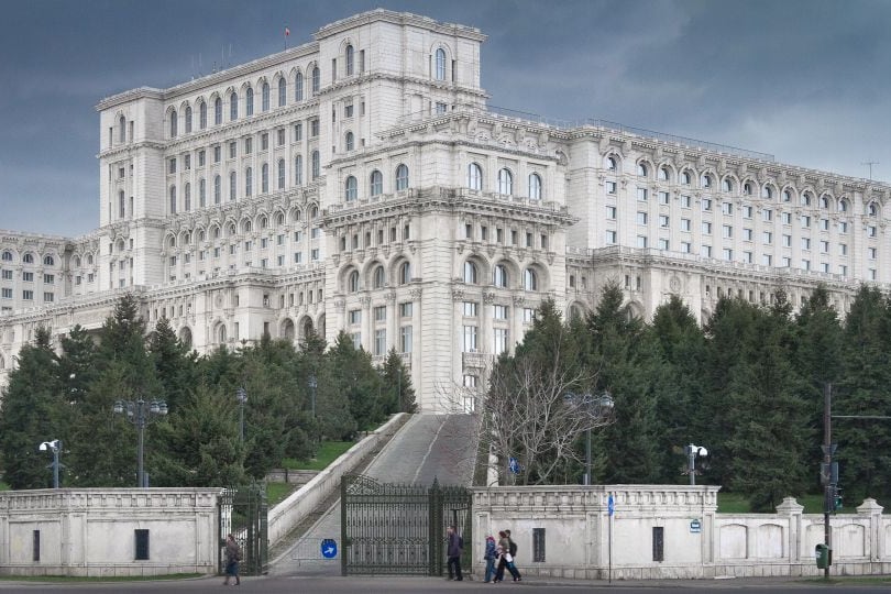 Palace of Parliament Guided Tour with Admission in Bucharest