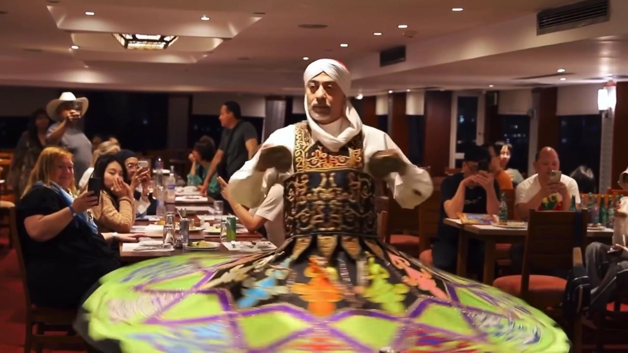 吉薩金字塔 & 埃及博物館 & 尼羅河遊船私人一日遊