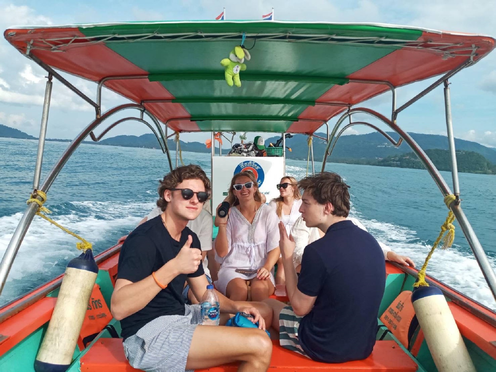 蘇美島跳島＆浮潛之旅：珊瑚礁＆豬島