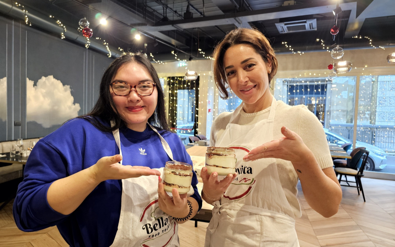 Fettuccine and tiramisu cooking class in Rome