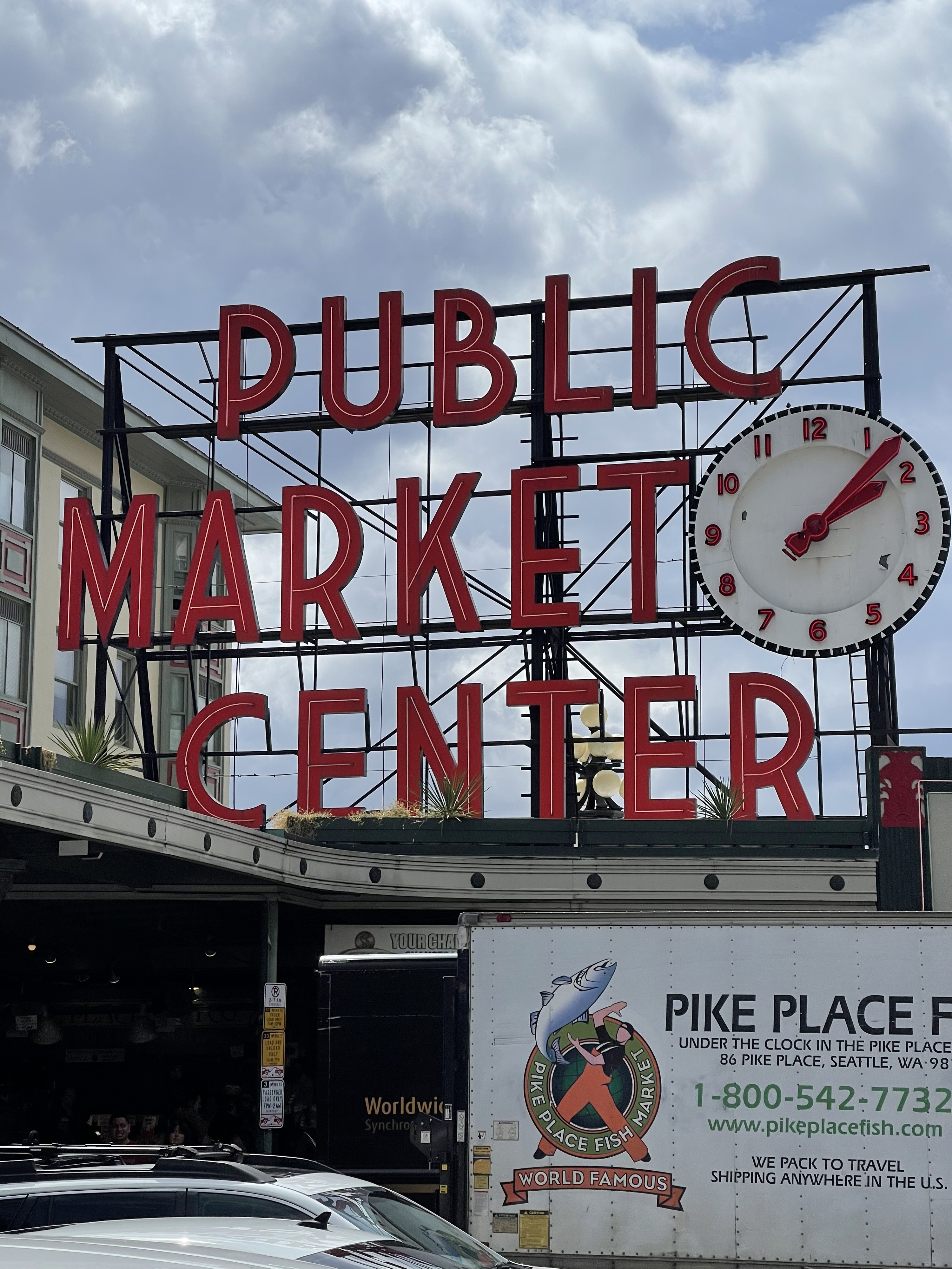 Seattle Iconics Half Day City Tour
