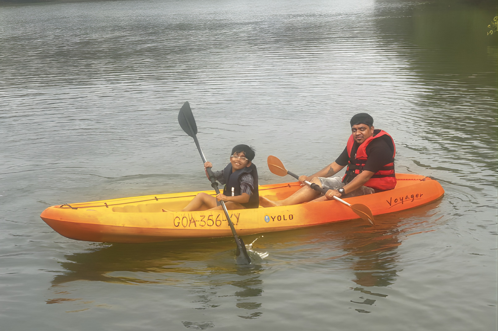 Baga Beach: Kayaking Adventure