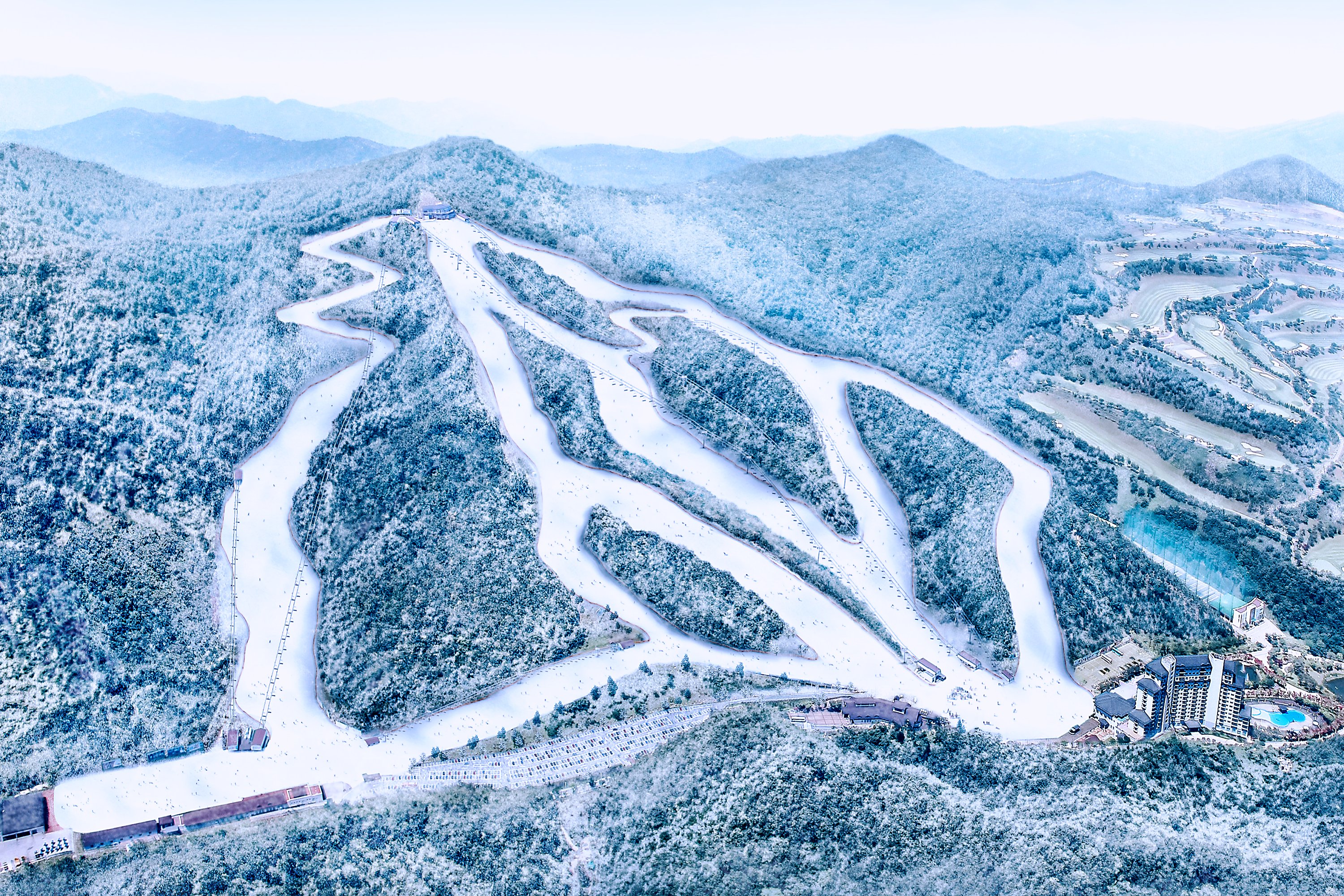 伊利希安滑雪和滑雪板 3 日或 4 日首爾出發多日遊