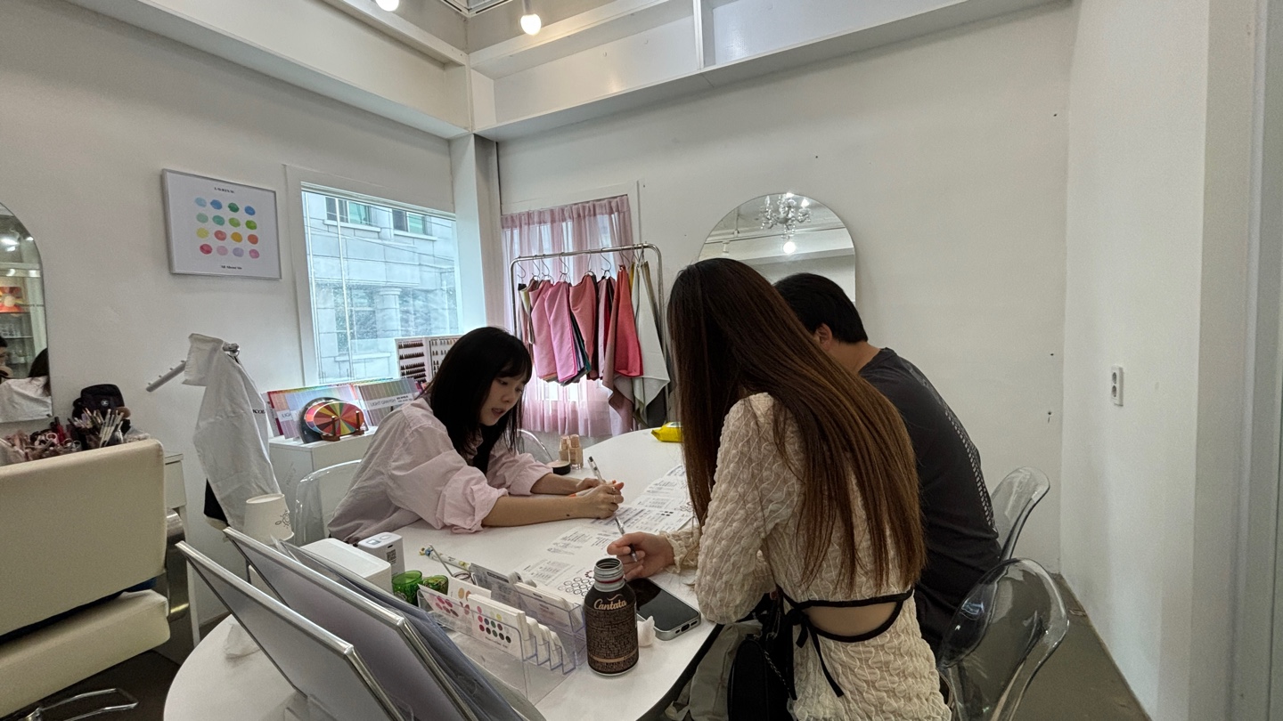 釜山廣安裡整體形象打造（個人色彩診斷+美妝演示）