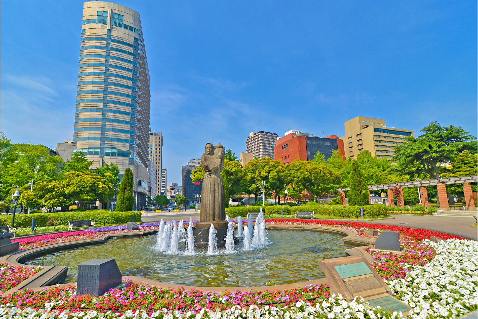 橫濱市 (Yokohama City) 空中纜車 (Yokohama Air Cabin) 與紅磚倉庫 (Red Brick Warehouse) 漫步之旅