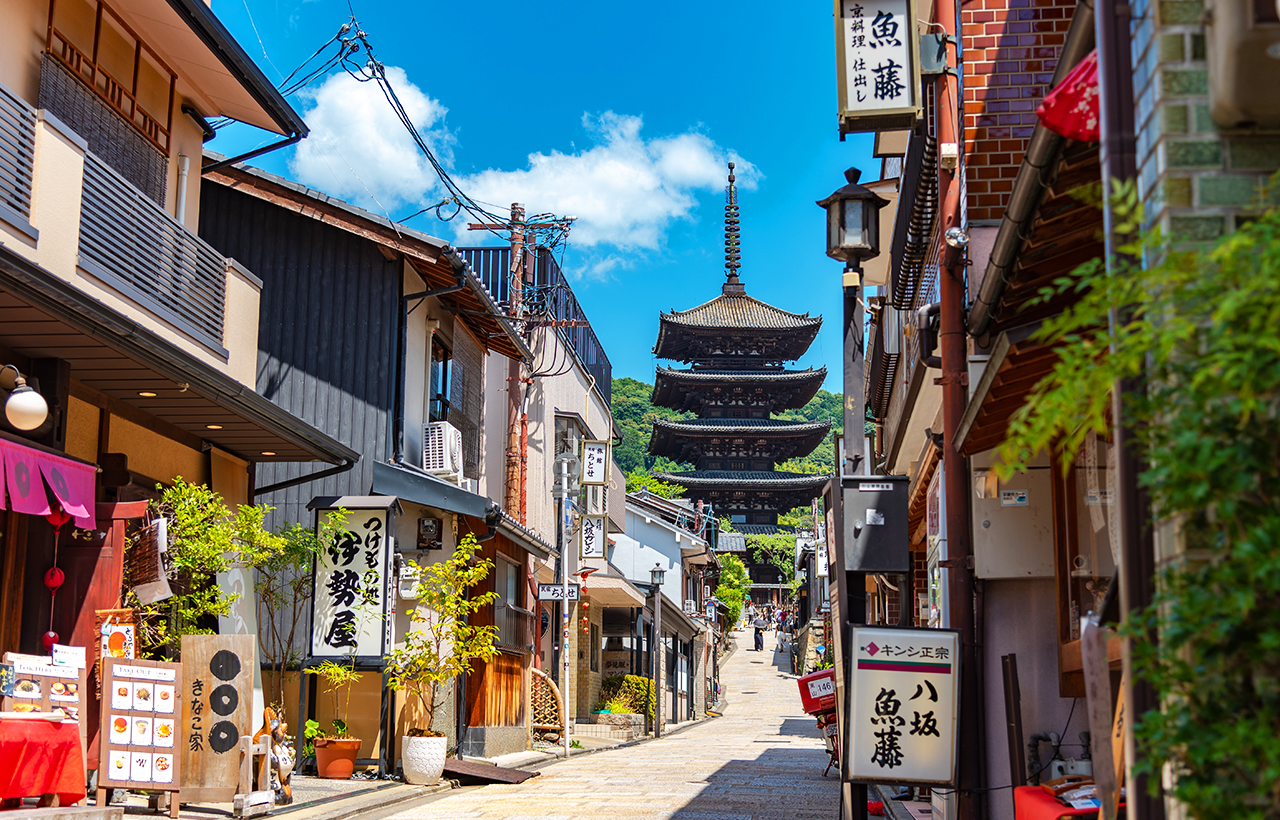 京都清水寺·二條坂·金剛寺·八坂庚申堂·醍醐寺·宇治平等院·源氏物語博物館一日遊｜大阪/京都出發