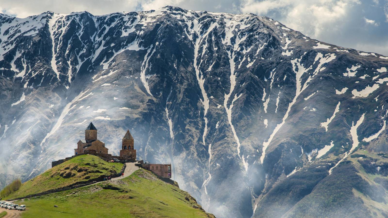 Tbilisi Kazbegi View Full-Day Tour with Gergeti Trinity