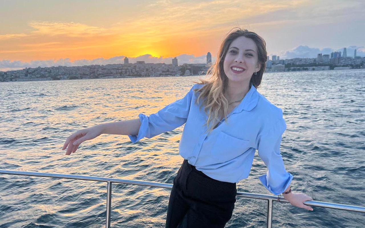 欣賞燈火通明的宮殿和堡壘,將博斯普魯斯海峽幻化為一座露天博物館。 欣賞燈火通明的宮殿和堡壘,將博斯普魯斯海峽幻化為一座露天博物館。