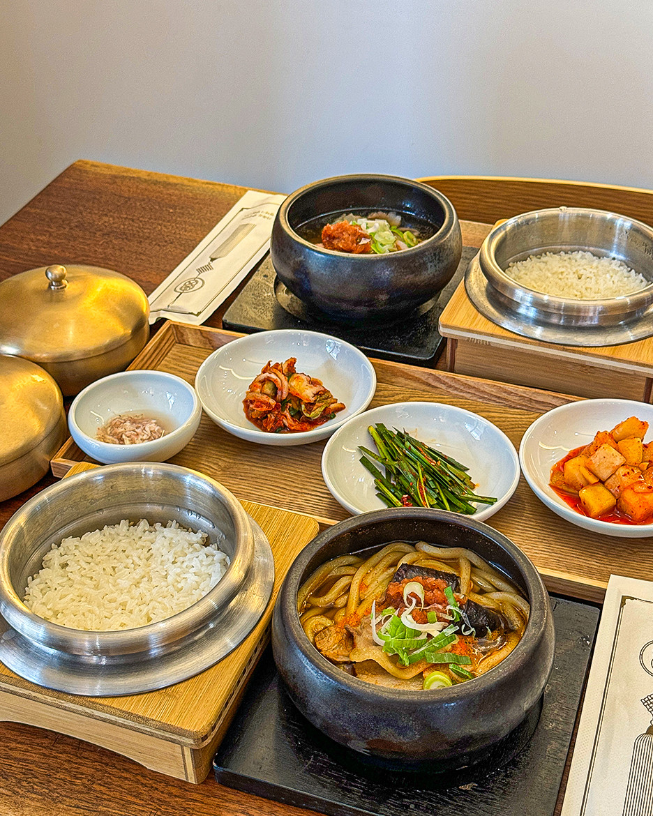 釜山豬肉湯餐廳餐桌預訂