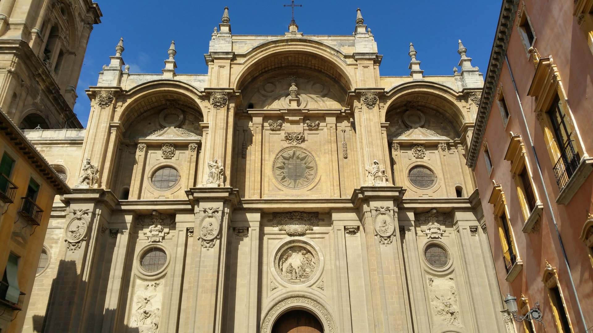 Granada Cathedral, Royal Chapel, Albaicin and Sacramonte guided tour