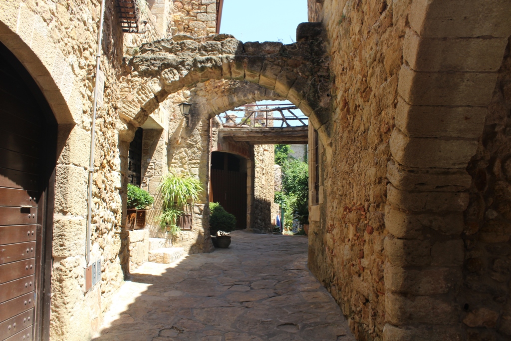 Costa Brava Full-Day Tour from Barcelona