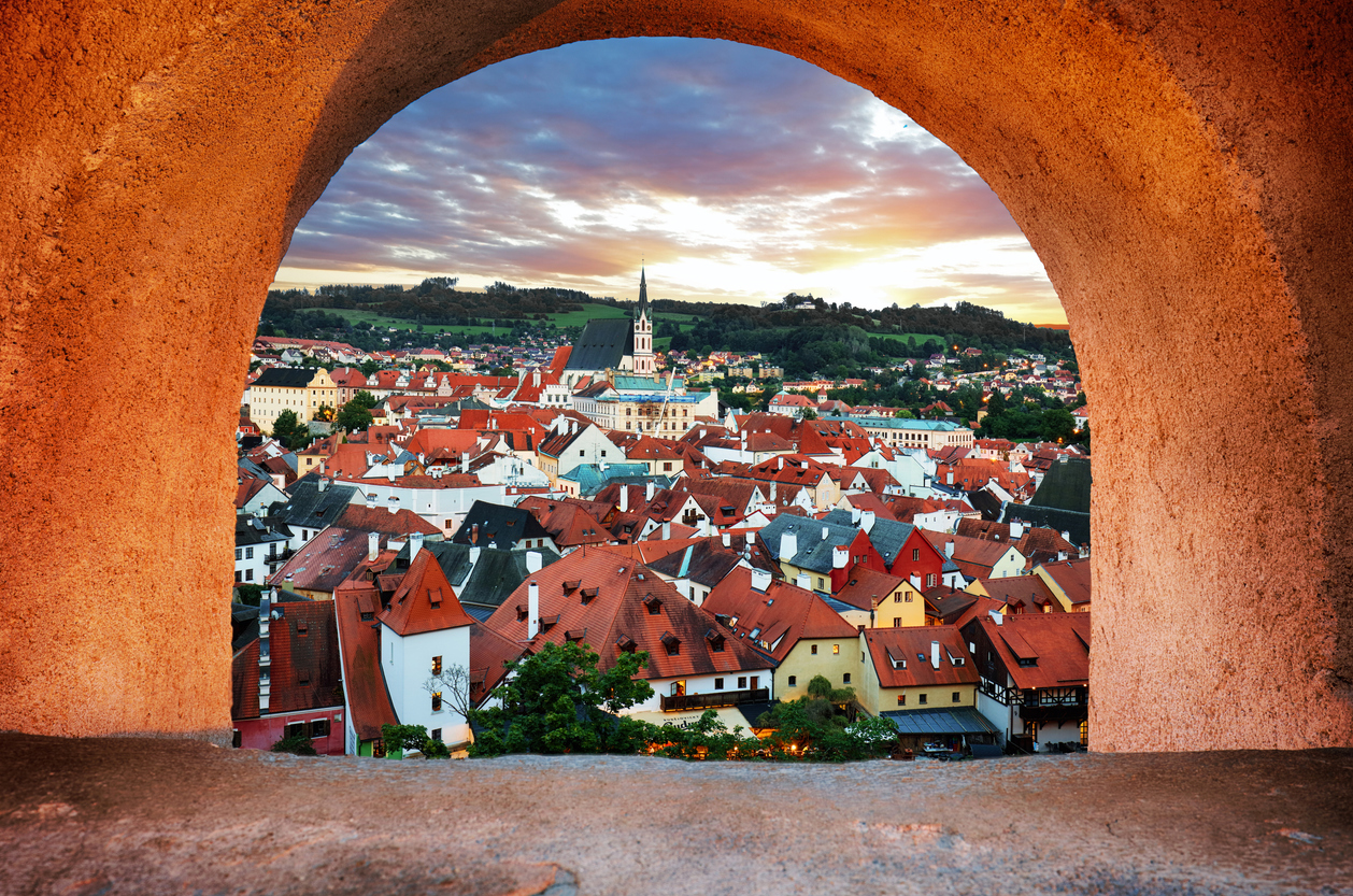 中文導遊：童話小鎮克魯姆洛夫（Český Krumlov），贈送免費 eSIM