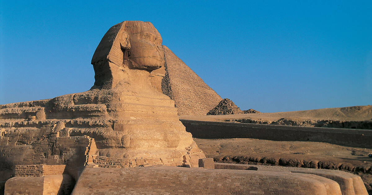 吉薩金字塔 (Giza Pyramids) 與獅身人面像 (Sphinx)、曼菲斯 (Memphis) 城市和薩卡拉 (Saqqara) 含午餐