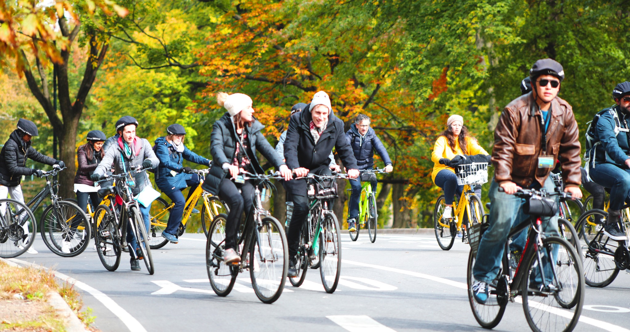 New York Central Park Guided Bike Tour - Hyperair