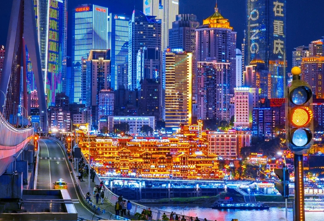 [Private Group] Enjoyable Dual-City Sichuan and Chongqing 5-Day Private Tour