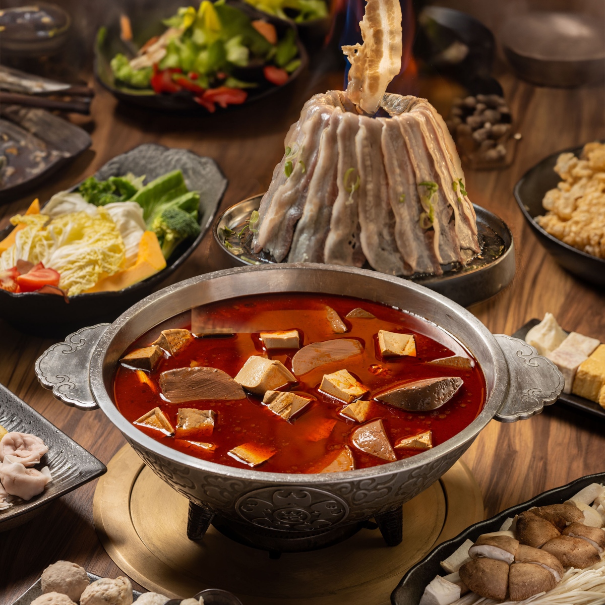 Lava Spicy Mandarin Duck Hot Pot｜Xinyi District