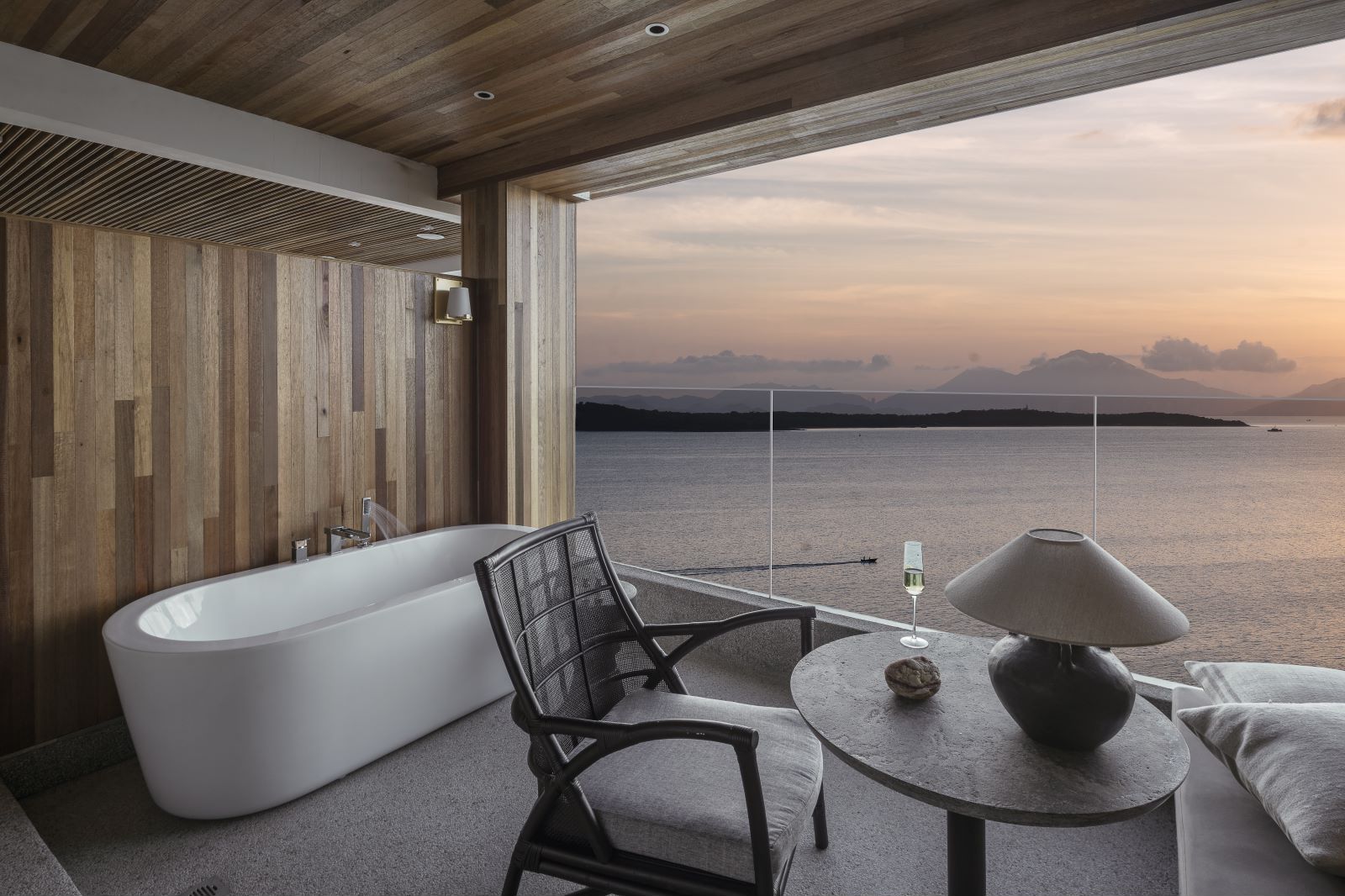 Haiche Sea View Balcony King Room
