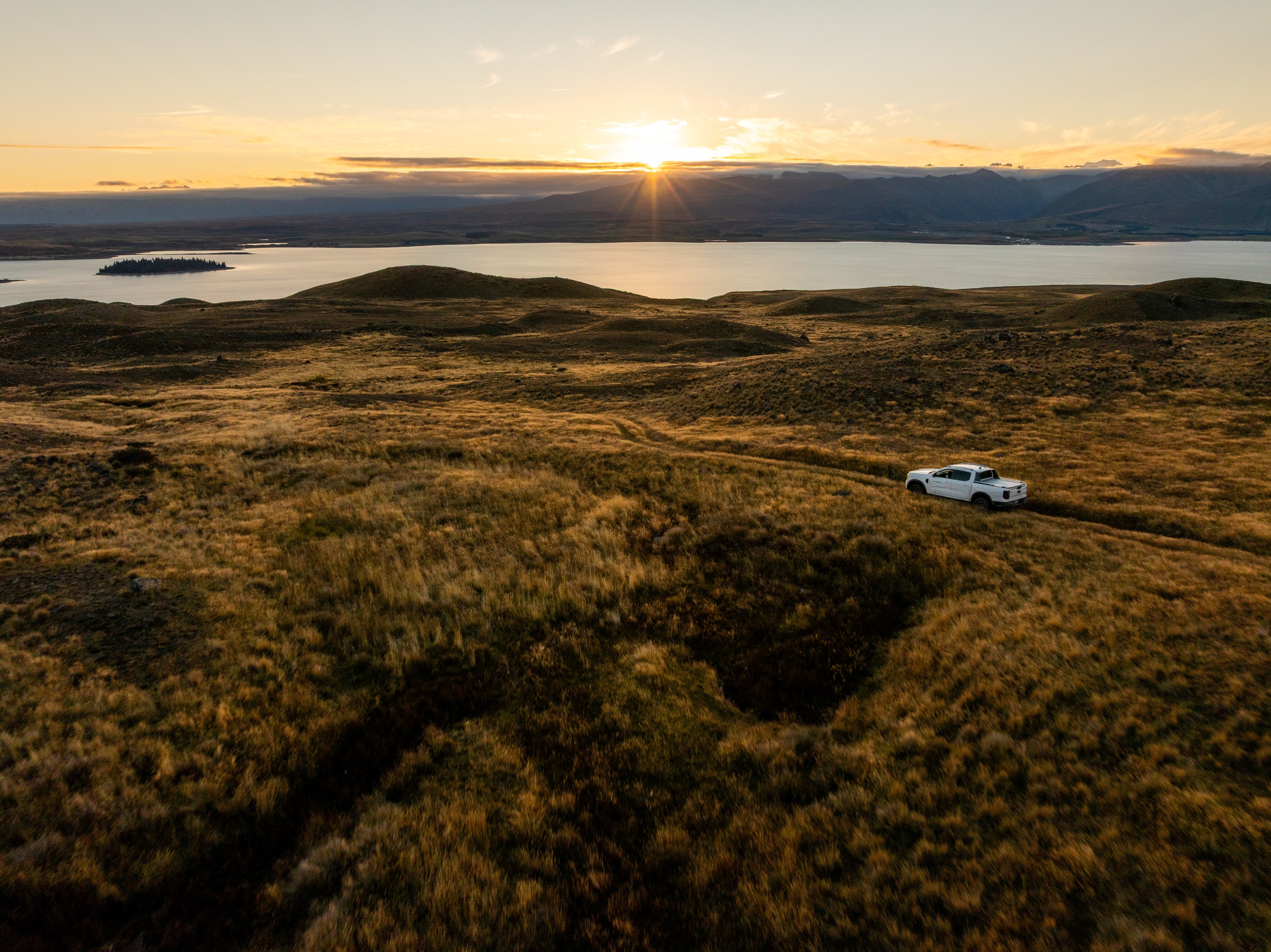 Lake Tekapo Guided 4WD Tour